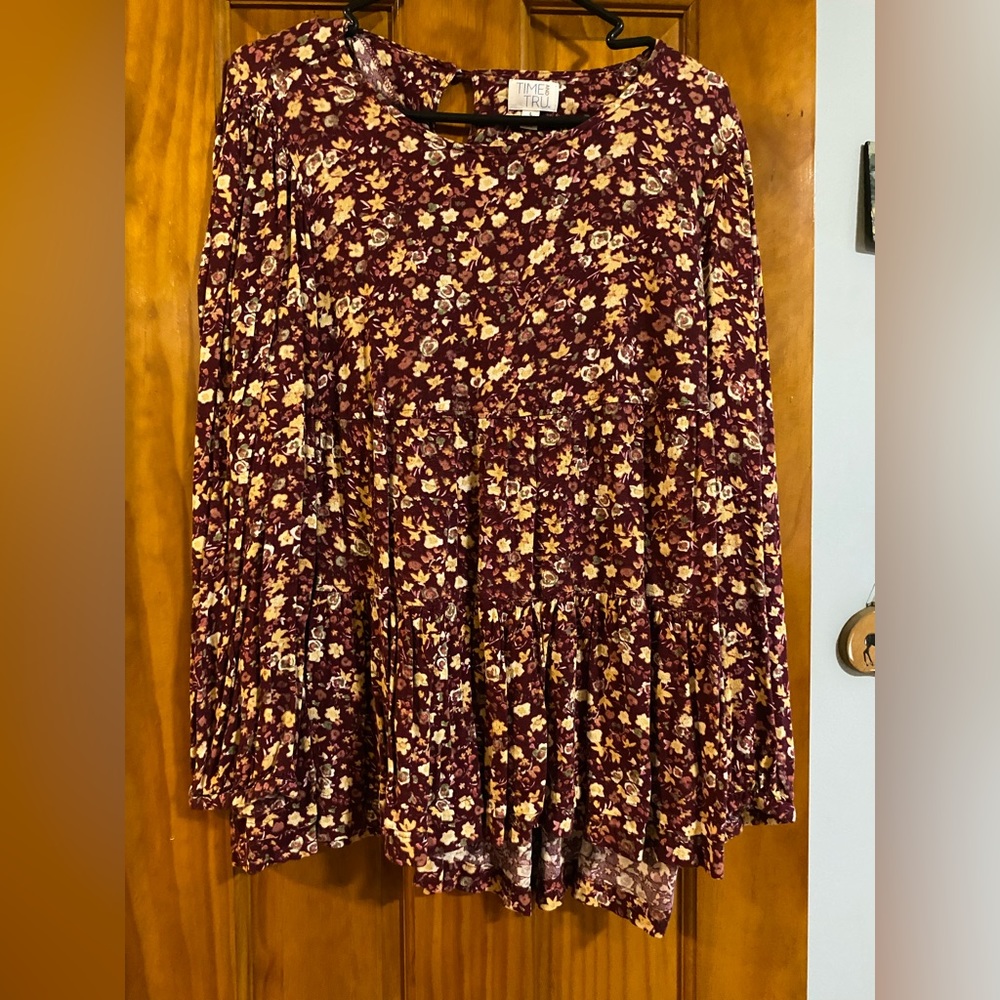 Time And Tru Ladies Blouse